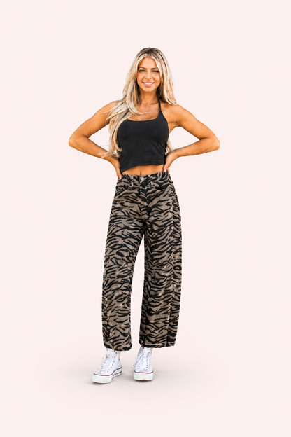 Jeans met zebraprint en wijde pijpen