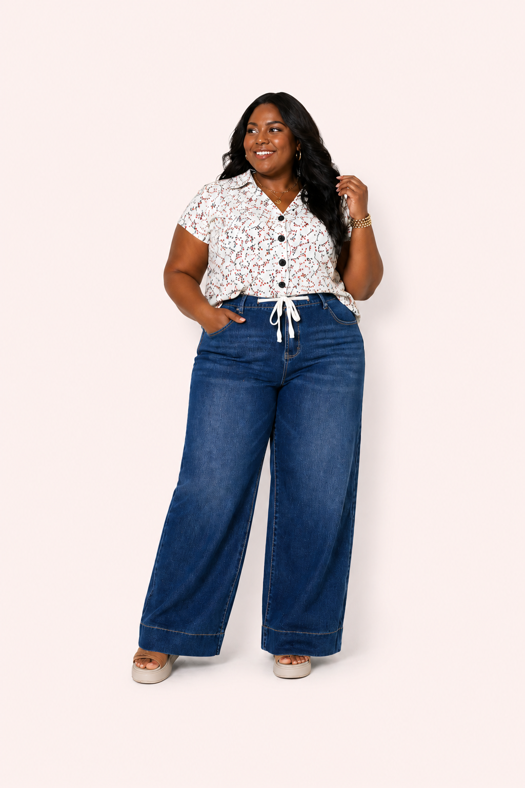 Blauwe gebleekte jeans met vetersluiting