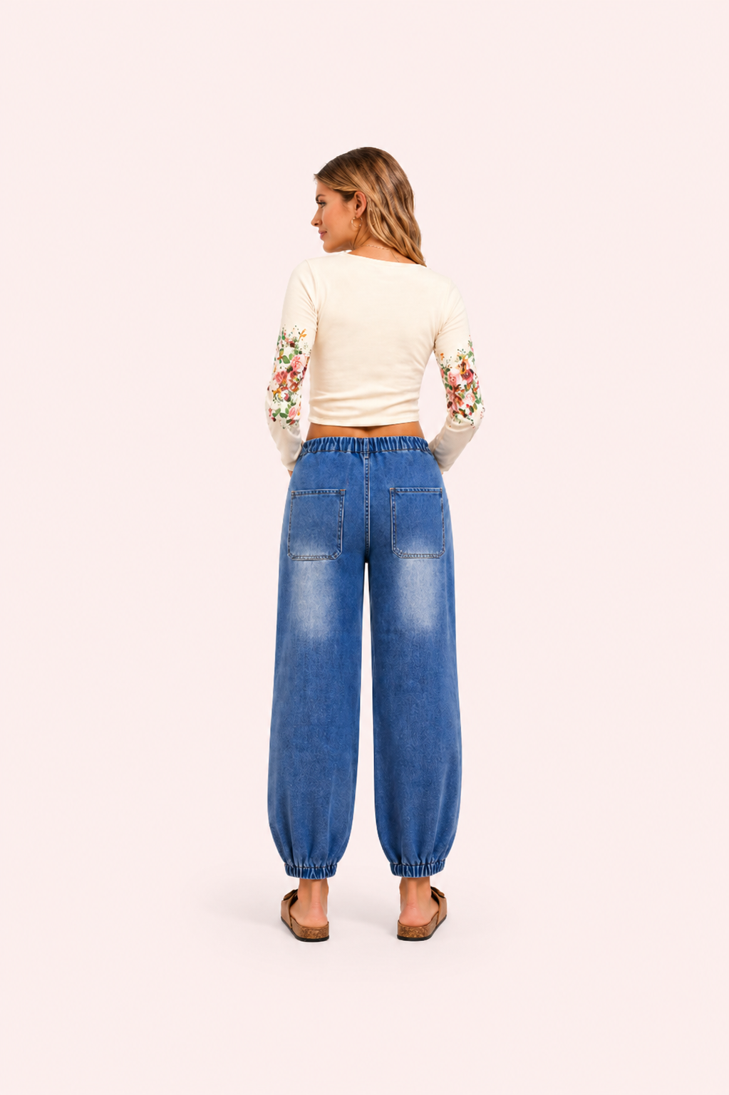 Losse jeans met toelopende pijpen