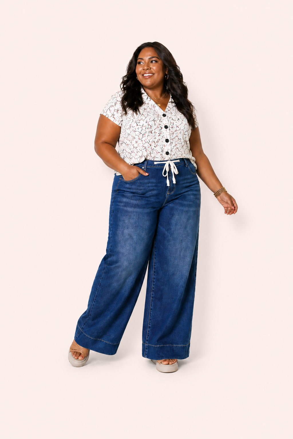 Blauwe gebleekte jeans met vetersluiting