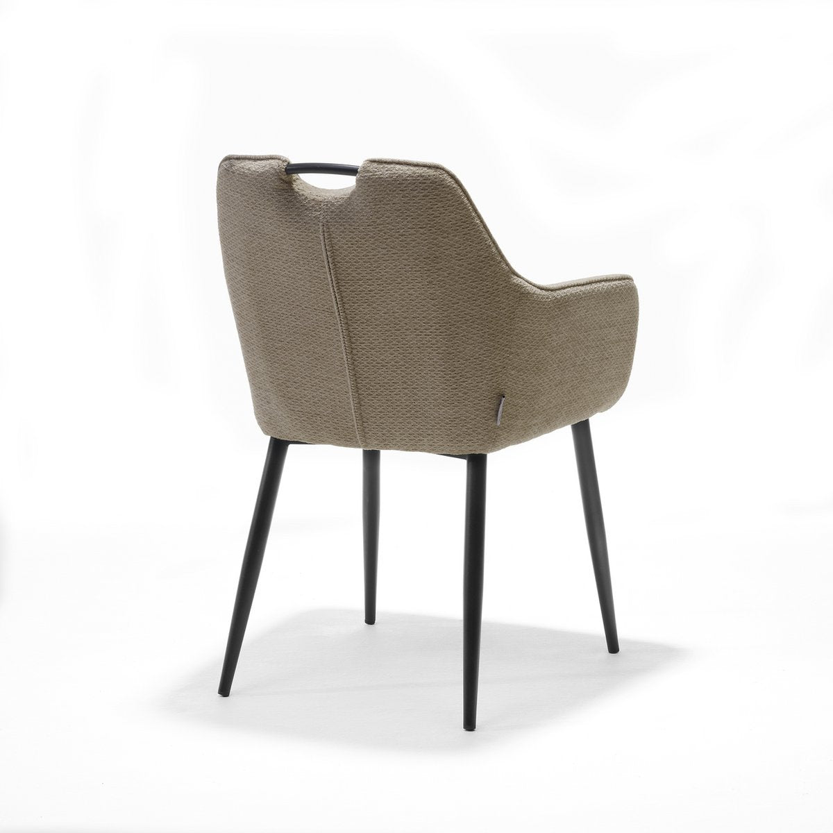 Comfortabele armstoel in zwart met taupe bekleding
