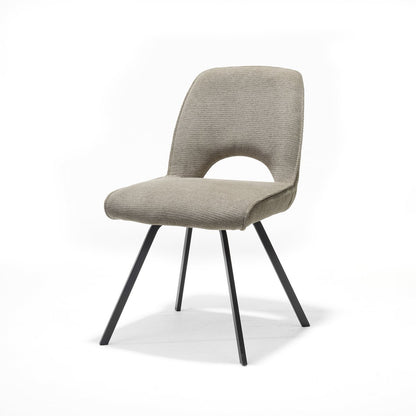 Comfortabele stoel in beige bekleding