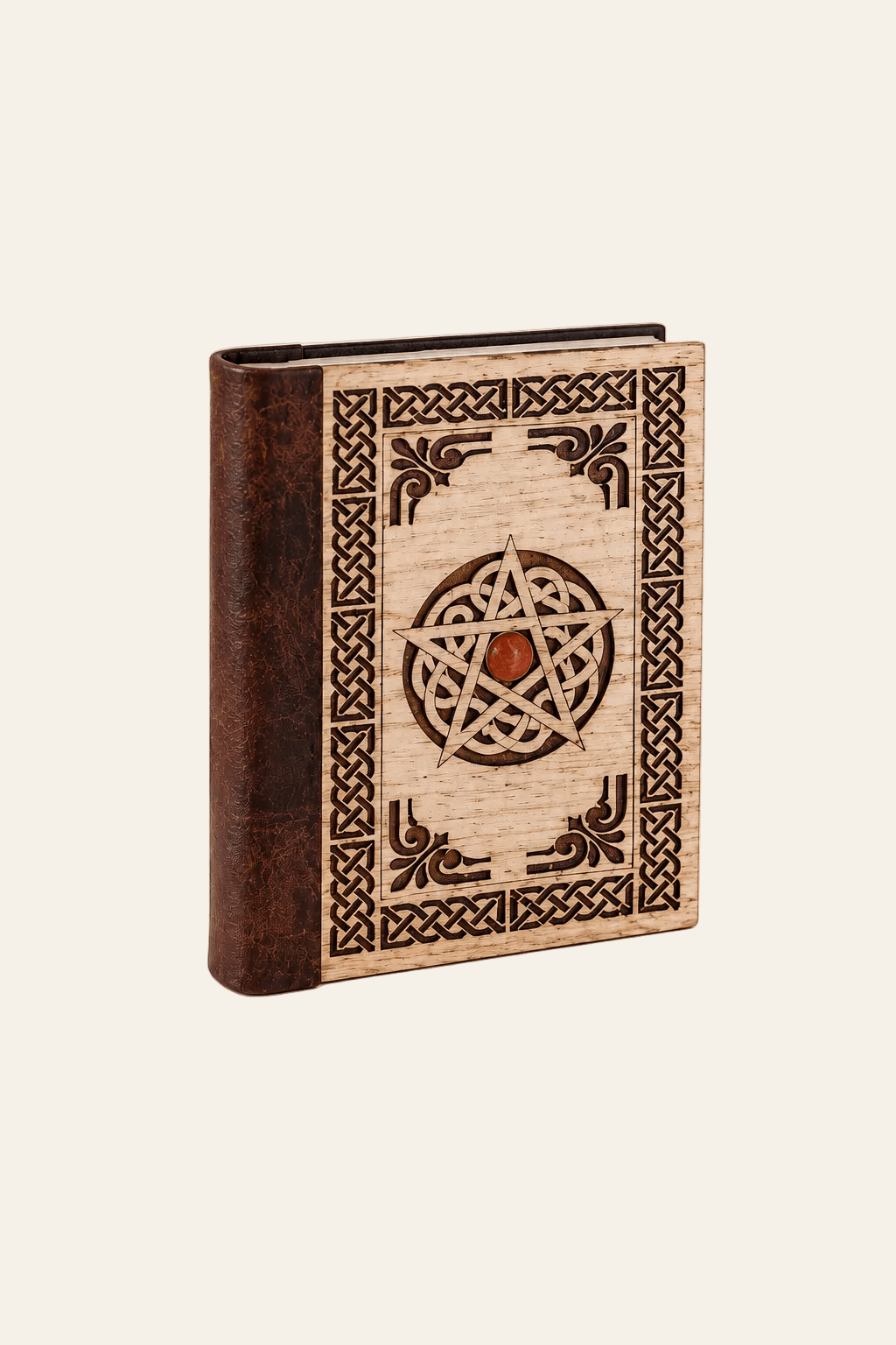  Dagboek met pentagram en een houten afwerking met leren rug