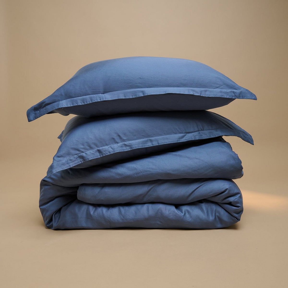 Dekbedovertrek in donkerblauw uit tencel lyocell twill