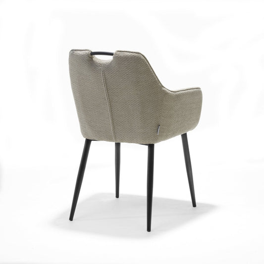 Comfortabele armstoel in zwart met natural bekleding