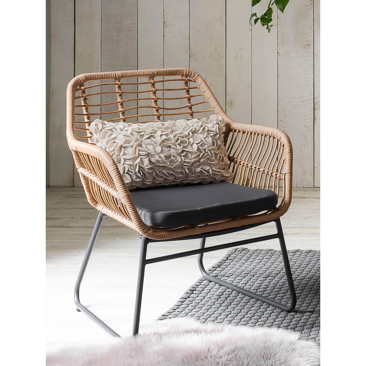 Tuinloungeset van polyrotan met 2 stoelen bank en tafel