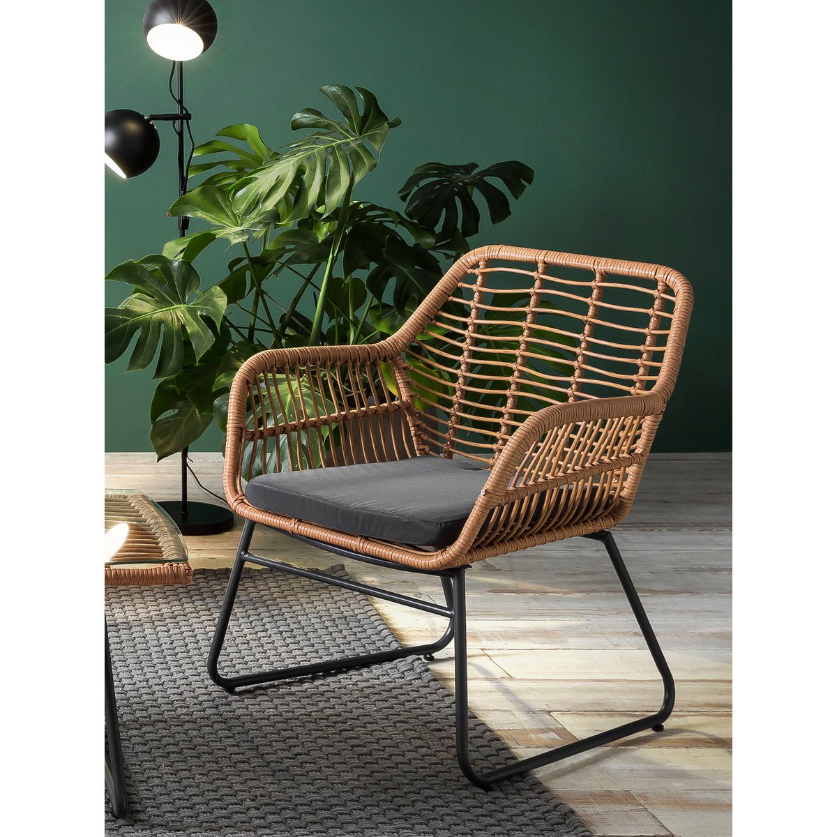 Tuinloungeset van polyrotan met 2 stoelen bank en tafel
